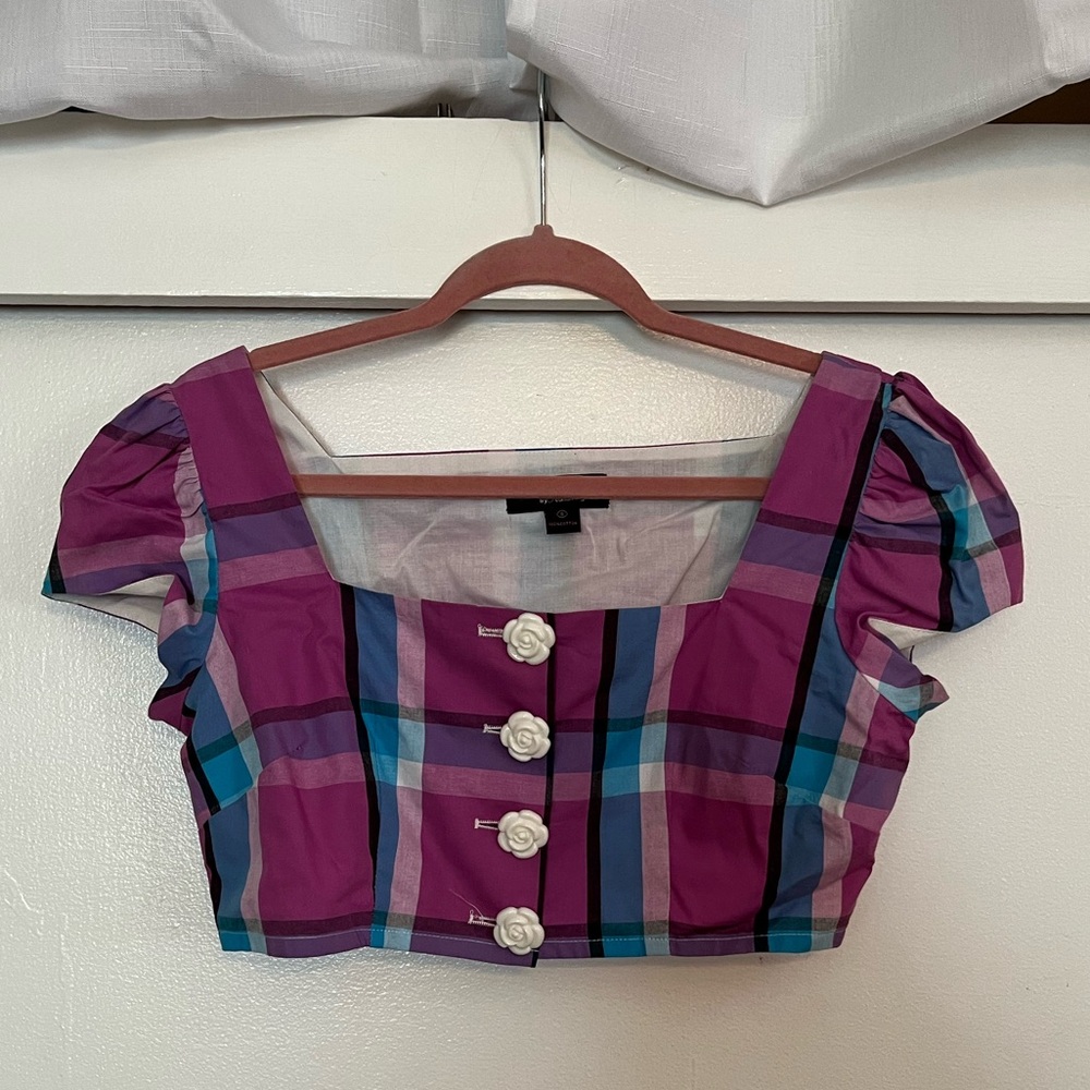 Trashy diva !!! This cute plaid top is adorable!